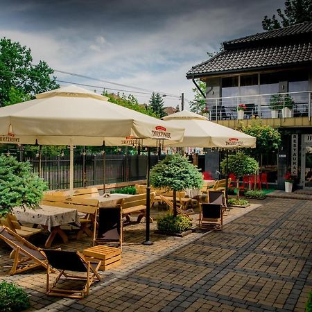 Restauracja Sonata Bed & Breakfast Zwierzyniec ภายนอก รูปภาพ