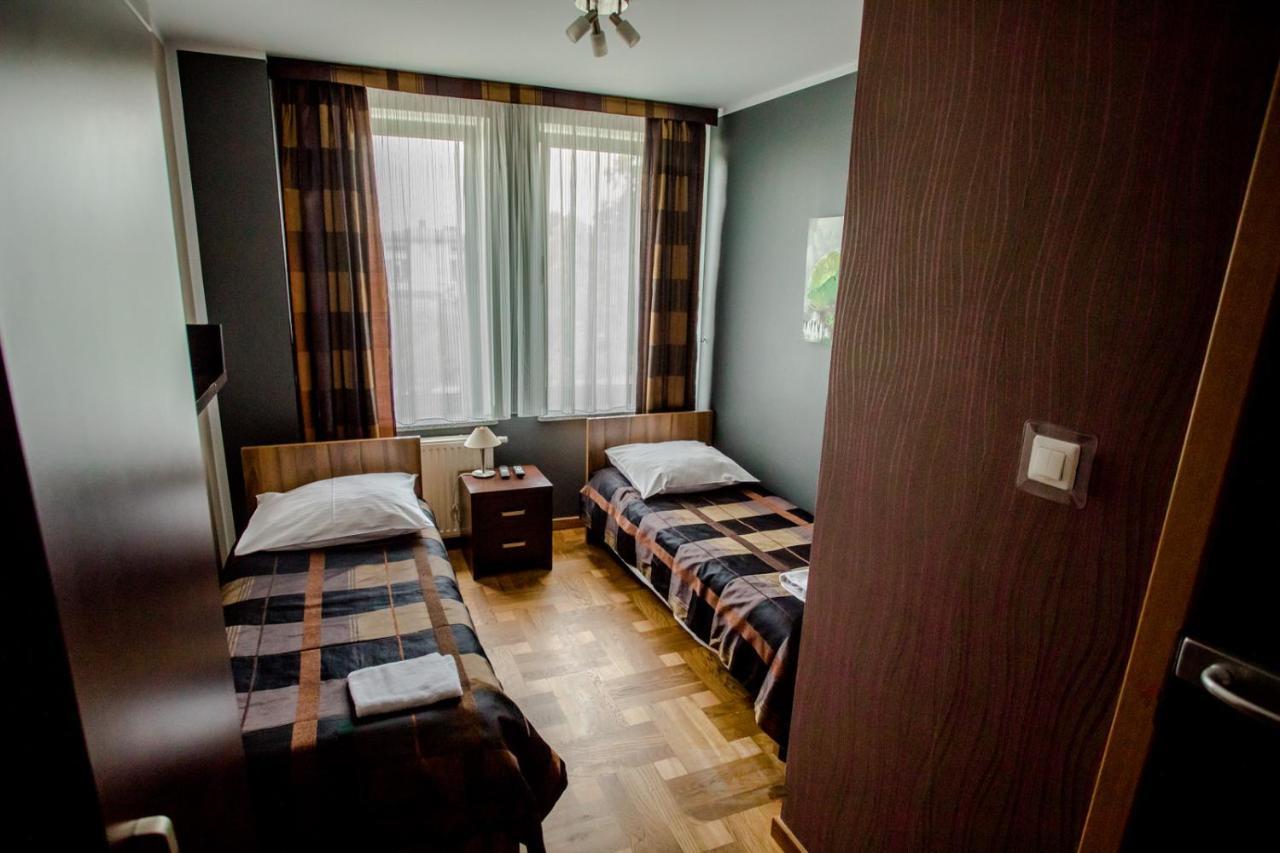 Restauracja Sonata Bed & Breakfast Zwierzyniec ภายนอก รูปภาพ